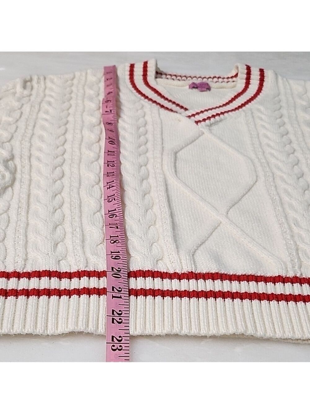 Preppy V-Neck Cable Knit Pullover Sweater With Red Stripes - Picture 5 of 6